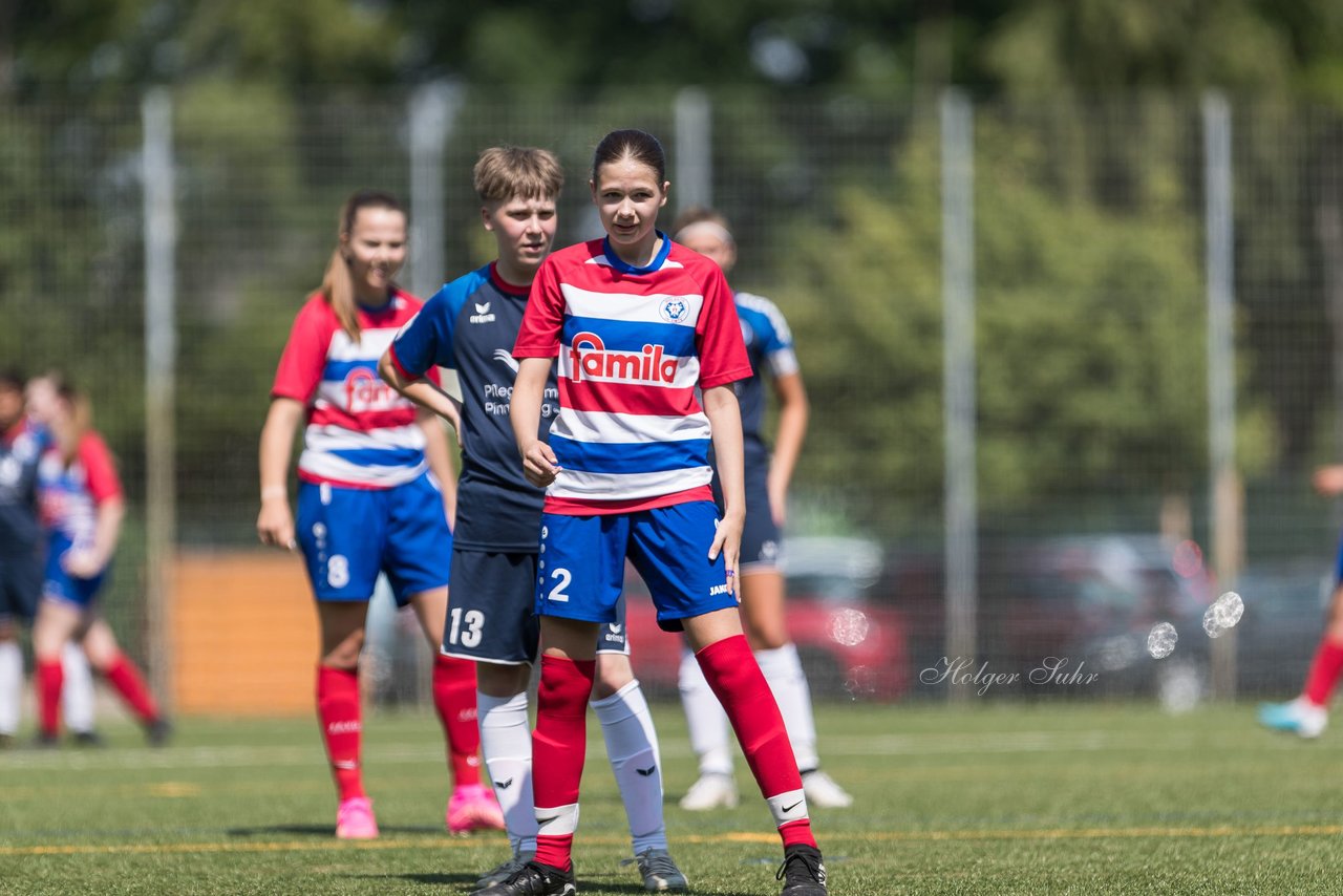 Bild 154 - wBJ Holsatia Elmshorn - VfL Pinneberg : Ergebnis: 1:4